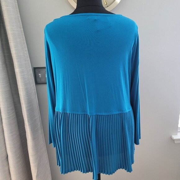 New The Limited Collection Turquoise Pleated Sweater Top 2X - Picture 4 of 6